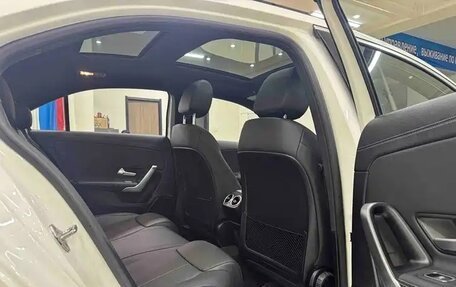 Mercedes-Benz A-Класс, 2022 год, 2 045 000 рублей, 10 фотография