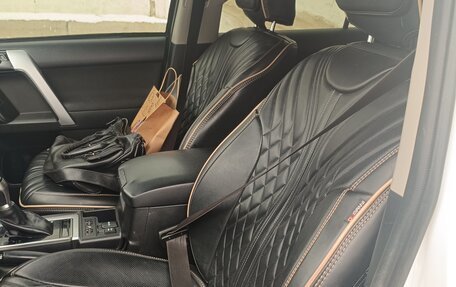 Toyota Land Cruiser Prado 150 рестайлинг 2, 2017 год, 4 150 000 рублей, 6 фотография