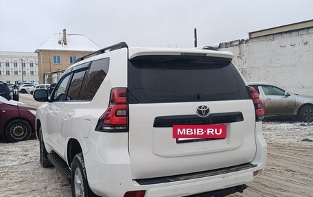 Toyota Land Cruiser Prado 150 рестайлинг 2, 2017 год, 4 150 000 рублей, 4 фотография