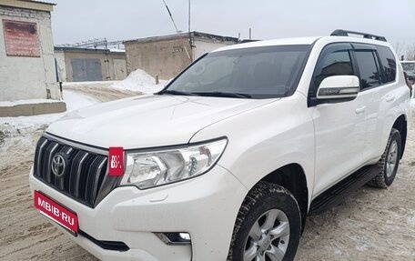 Toyota Land Cruiser Prado 150 рестайлинг 2, 2017 год, 4 150 000 рублей, 3 фотография