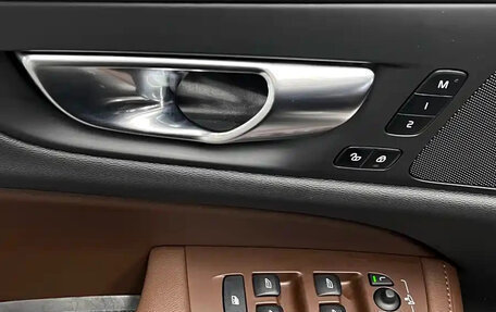 Volvo S60 III, 2024 год, 3 912 027 рублей, 11 фотография