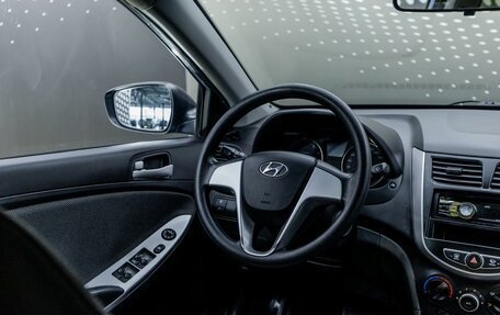 Hyundai Solaris II рестайлинг, 2011 год, 696 000 рублей, 13 фотография