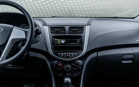 Hyundai Solaris II рестайлинг, 2011 год, 696 000 рублей, 14 фотография