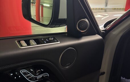 Land Rover Range Rover IV рестайлинг, 2018 год, 7 500 000 рублей, 5 фотография