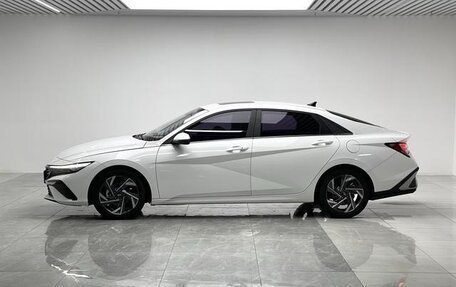 Hyundai Elantra, 2025 год, 1 690 000 рублей, 9 фотография