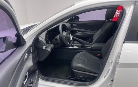 Hyundai Elantra, 2025 год, 1 690 000 рублей, 10 фотография