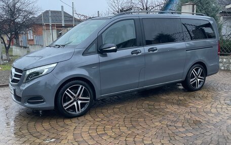 Mercedes-Benz V-Класс, 2014 год, 3 550 000 рублей, 5 фотография