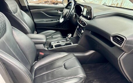 Hyundai Santa Fe IV, 2018 год, 2 590 000 рублей, 12 фотография