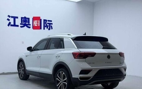 Volkswagen T-Roc I, 2022 год, 1 410 000 рублей, 4 фотография