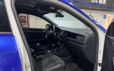 Volkswagen T-Roc I, 2022 год, 1 380 000 рублей, 13 фотография