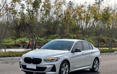 BMW 1 серия, 2022 год, 1 720 000 рублей, 1 фотография