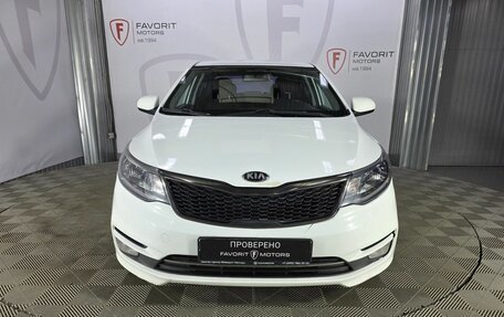 KIA Rio III рестайлинг, 2015 год, 1 000 000 рублей, 2 фотография