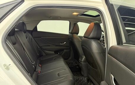 Hyundai Elantra, 2022 год, 1 160 000 рублей, 11 фотография