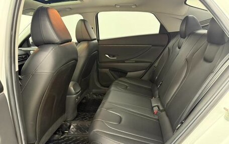 Hyundai Elantra, 2022 год, 1 160 000 рублей, 10 фотография