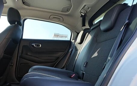 Honda Vezel, 2023 год, 2 080 000 рублей, 13 фотография