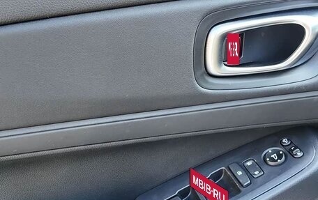 Honda Vezel, 2023 год, 2 080 000 рублей, 17 фотография