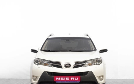 Toyota RAV4, 2015 год, 2 399 000 рублей, 2 фотография