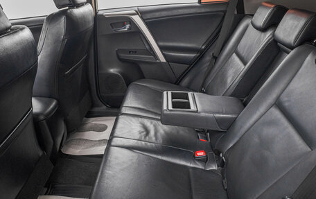 Toyota RAV4, 2015 год, 2 399 000 рублей, 30 фотография