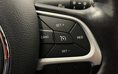 Jeep Compass II, 2019 год, 1 999 000 рублей, 13 фотография