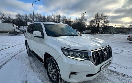 Toyota Land Cruiser Prado 150 рестайлинг 2, 2019 год, 4 300 000 рублей, 3 фотография