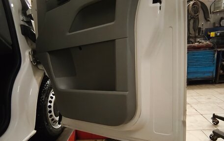 Volkswagen Transporter T5 рестайлинг, 2008 год, 1 100 000 рублей, 10 фотография