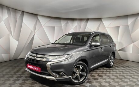 Mitsubishi Outlander III рестайлинг 3, 2018 год, 2 198 000 рублей, 1 фотография