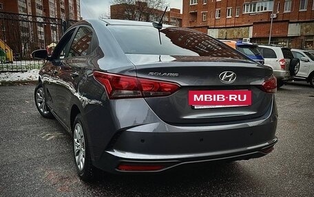 Hyundai Solaris II рестайлинг, 2021 год, 1 700 000 рублей, 5 фотография
