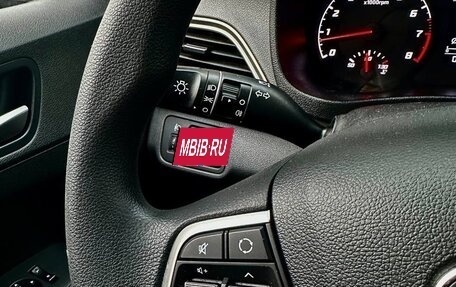 Hyundai Solaris II рестайлинг, 2021 год, 1 700 000 рублей, 7 фотография