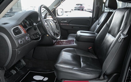 Chevrolet Tahoe III, 2011 год, 2 298 000 рублей, 15 фотография