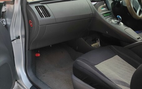 Toyota Prius, 2010 год, 950 000 рублей, 9 фотография