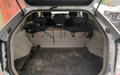 Toyota Prius, 2010 год, 950 000 рублей, 6 фотография