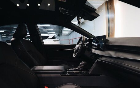 Toyota Camry, 2025 год, 4 590 000 рублей, 14 фотография