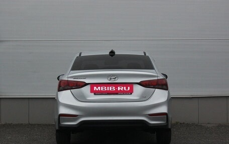 Hyundai Solaris II рестайлинг, 2017 год, 1 097 000 рублей, 4 фотография