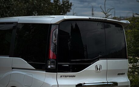 Honda Stepwgn IV, 2019 год, 2 320 000 рублей, 2 фотография