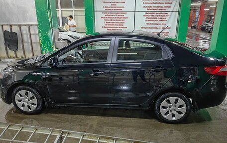 KIA Rio III рестайлинг, 2013 год, 815 000 рублей, 2 фотография