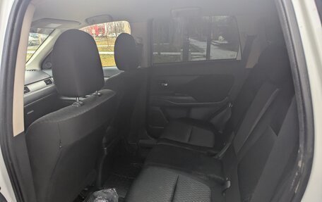 Mitsubishi Outlander III рестайлинг 3, 2013 год, 1 400 000 рублей, 18 фотография