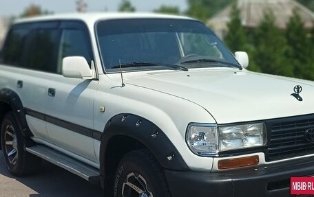 Toyota Land Cruiser 80 рестайлинг, 1996 год, 2 100 000 рублей, 2 фотография