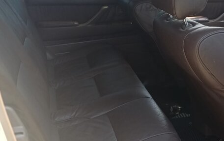 Toyota Land Cruiser 80 рестайлинг, 1996 год, 2 100 000 рублей, 18 фотография