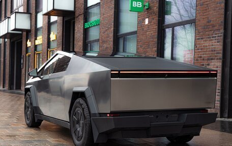 Tesla Cybertruck, 2024 год, 22 699 000 рублей, 30 фотография