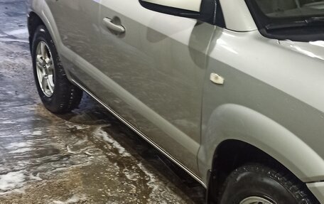 Hyundai Tucson III, 2008 год, 654 321 рублей, 3 фотография