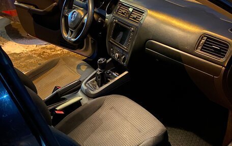 Volkswagen Jetta VI, 2015 год, 730 000 рублей, 7 фотография