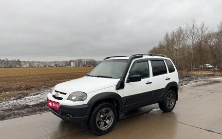 Chevrolet Niva I рестайлинг, 2020 год, 800 000 рублей, 1 фотография