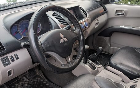 Mitsubishi L200 IV рестайлинг, 2008 год, 940 000 рублей, 11 фотография