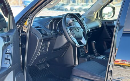 Toyota Land Cruiser Prado 150 рестайлинг 2, 2013 год, 3 190 000 рублей, 11 фотография