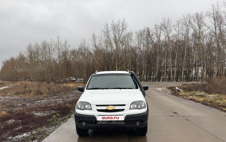 Chevrolet Niva I рестайлинг, 2020 год, 800 000 рублей, 3 фотография