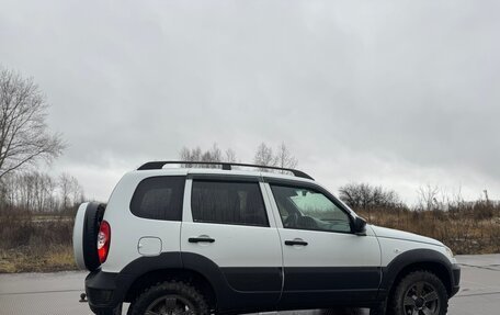 Chevrolet Niva I рестайлинг, 2020 год, 800 000 рублей, 5 фотография