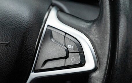 Renault Logan II, 2019 год, 999 000 рублей, 11 фотография