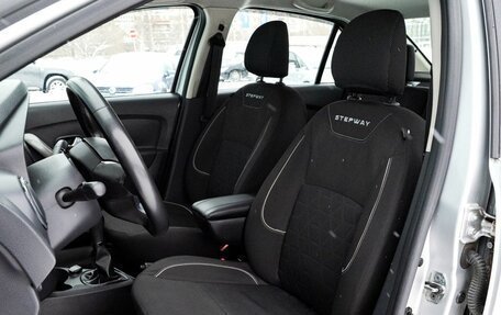 Renault Logan II, 2019 год, 999 000 рублей, 17 фотография