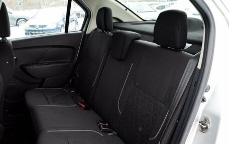 Renault Logan II, 2019 год, 999 000 рублей, 18 фотография