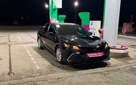 Toyota Camry, 2020 год, 3 200 000 рублей, 2 фотография